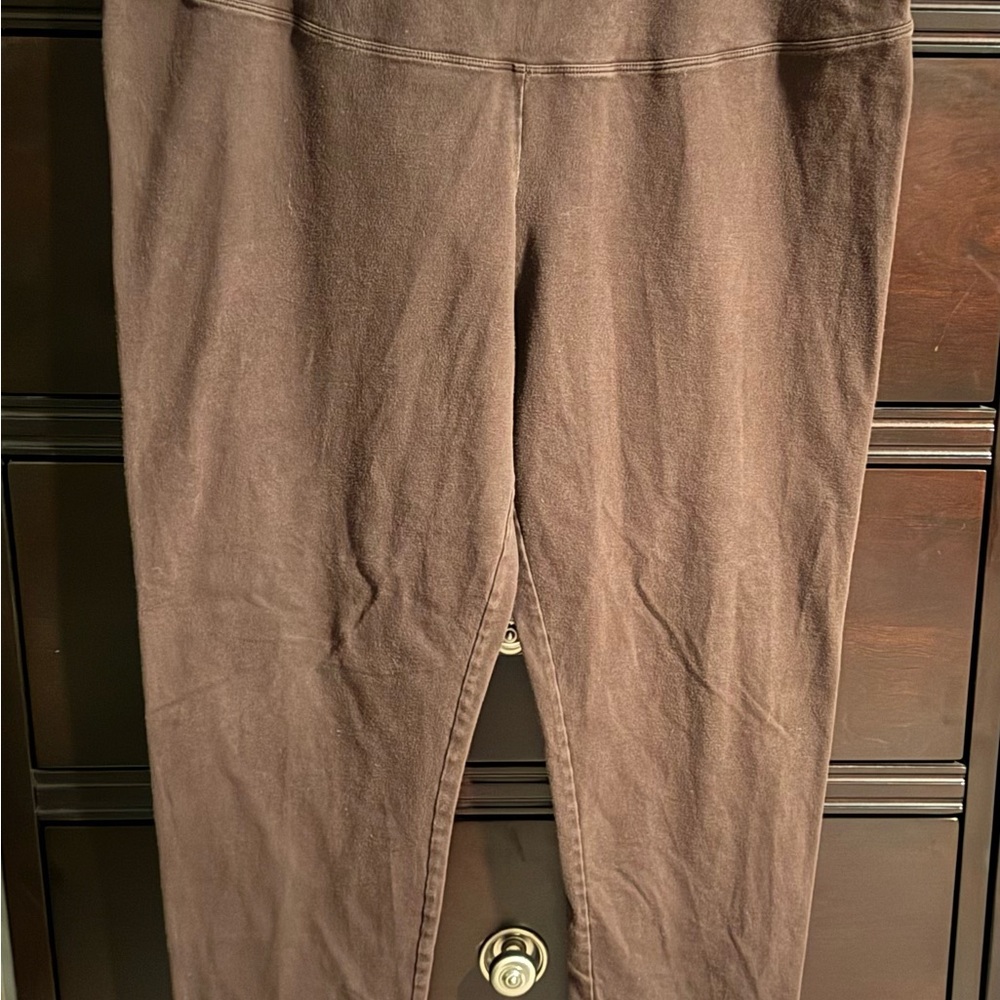 Yummie by Heather Thomson Cocoa Brown & Navy Blue Leggings
